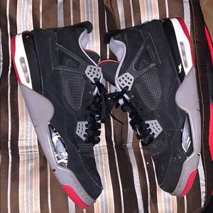 Bred Retro 4